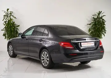 Mercedes benz E-Класс Вид 4
