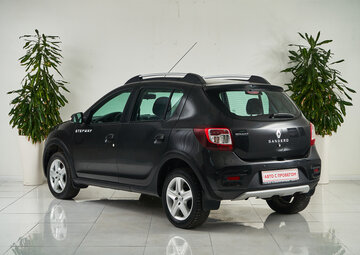 Renault Sandero Вид 4