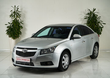 Chevrolet Cruze Вид 1