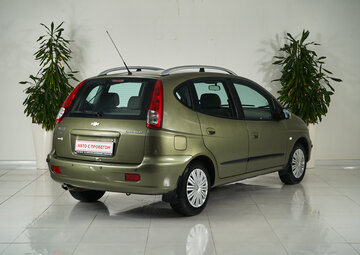 Chevrolet Rezzo Вид 5