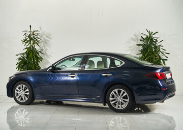 Infiniti Q70 Вид 4