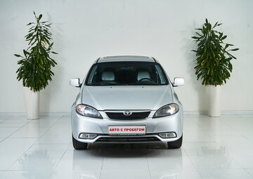 Daewoo Gentra Вид 2