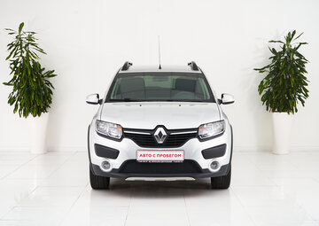 Renault Sandero Вид 2
