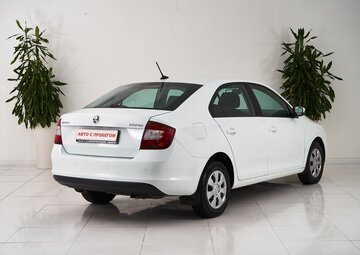 Skoda Rapid Вид 5