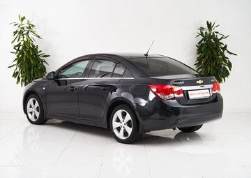 Chevrolet Cruze Вид 4