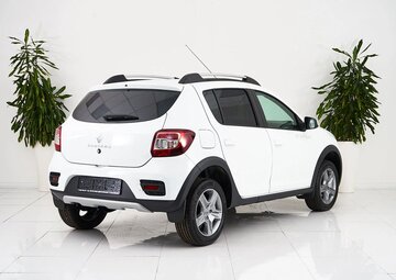 Renault Sandero Вид 4