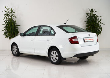 Skoda Rapid Вид 4