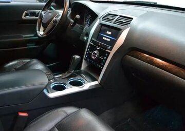 Ford Explorer Вид 4