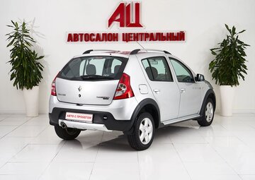 Renault Sandero Вид 5
