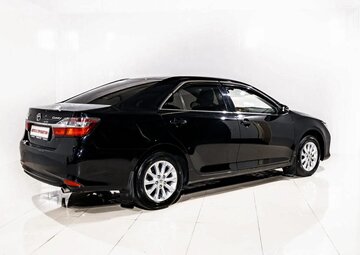 Toyota Camry Вид 2