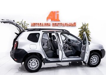 Renault Sandero Вид 5