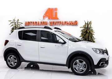 Renault Sandero Вид 2