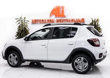 Renault Sandero Вид 3