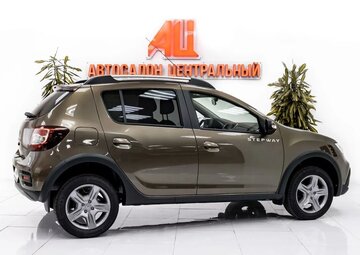 Renault Sandero Вид 2