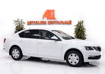 Skoda Rapid Вид 2